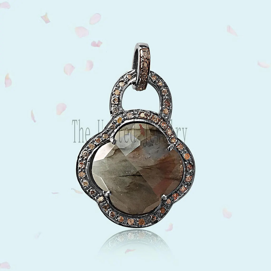 Pave Diamond With Labradorite Handmade Clover Design Pendant 925 Sterling Silver Jewelry