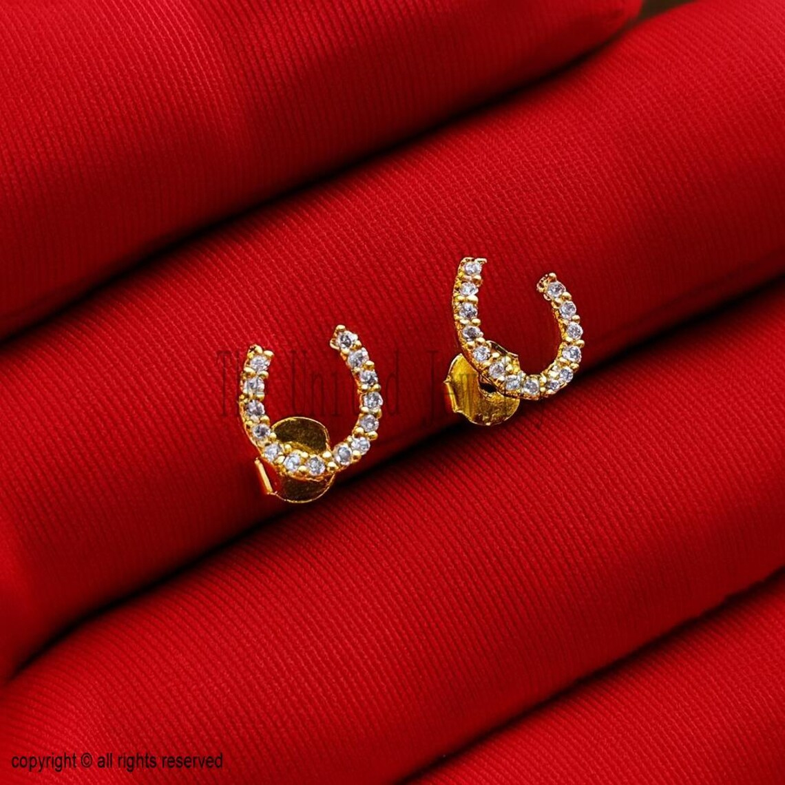 925 Sterling Silver Natural Pave Diamond Horseshoe Stud Earrings