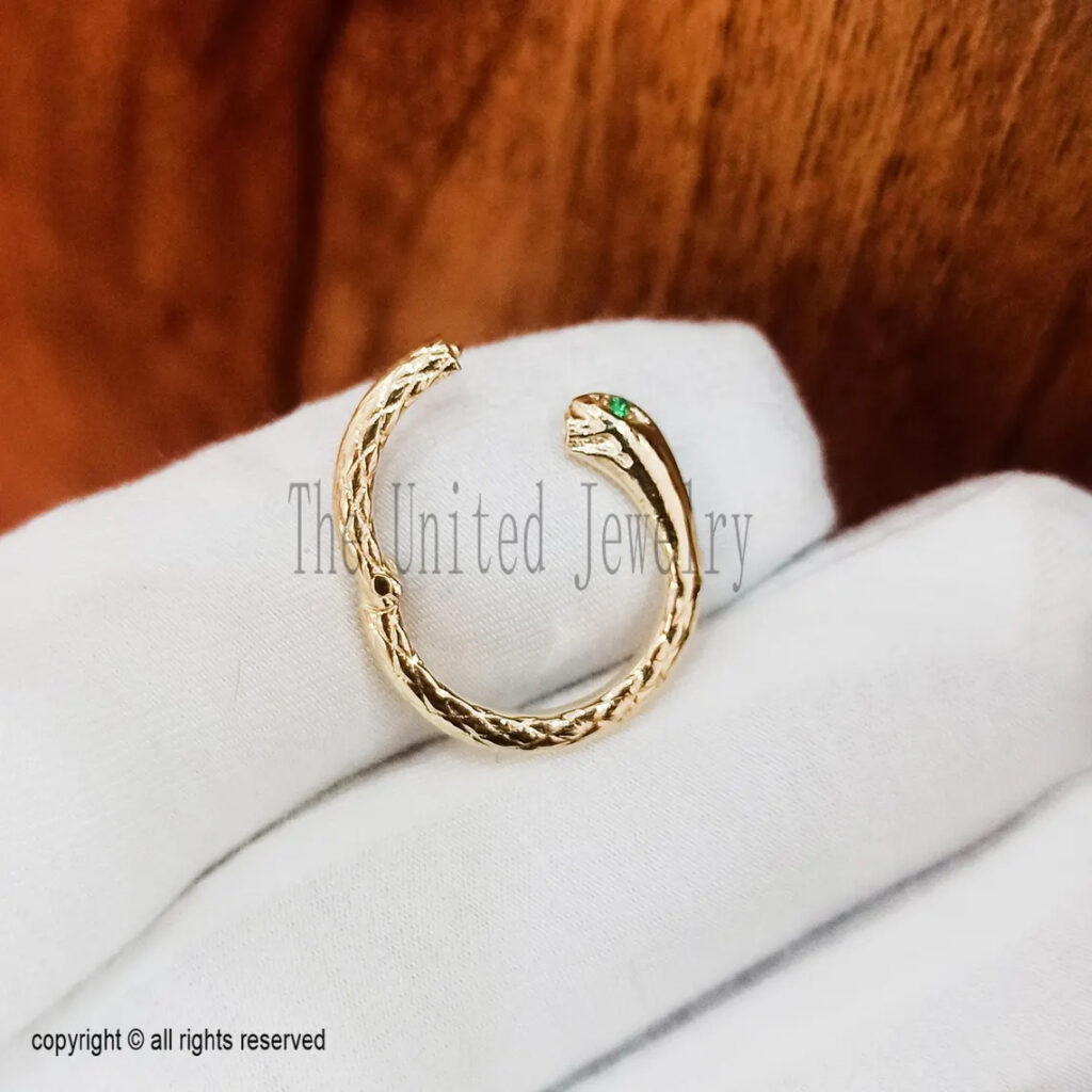 Handmade Pave Diamond Round Snake Clasp Lock Jewelry