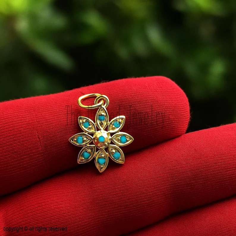 Handmade 925 Sterling Silver Designer Flower Turquoise Charm Pendant Necklace Jewelry