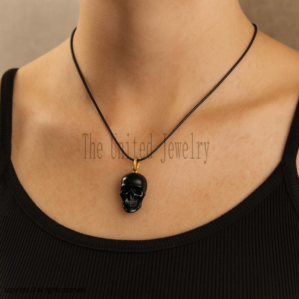 Black Obsidian Skull Pendant with Gold-Plated Jump Ring – Hand-Carved Gothic Amulet