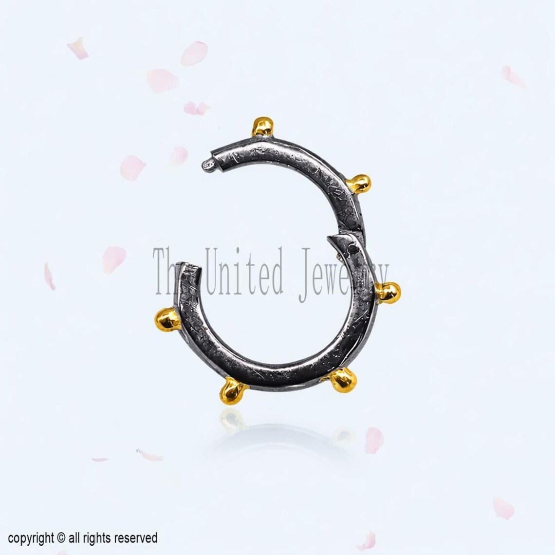 Handmade Round Clasp Lock Jewelry In 925 Sterling Silver