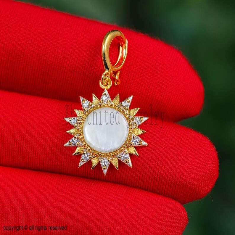 Pave Diamond With Pearl Handmade Sun Design Pendant 925 Sterling Silver Jewelry