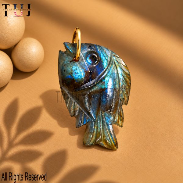 925 Sterling Silver Yellow Gold Plated Labradorite Carving Fish Charm Pendant
