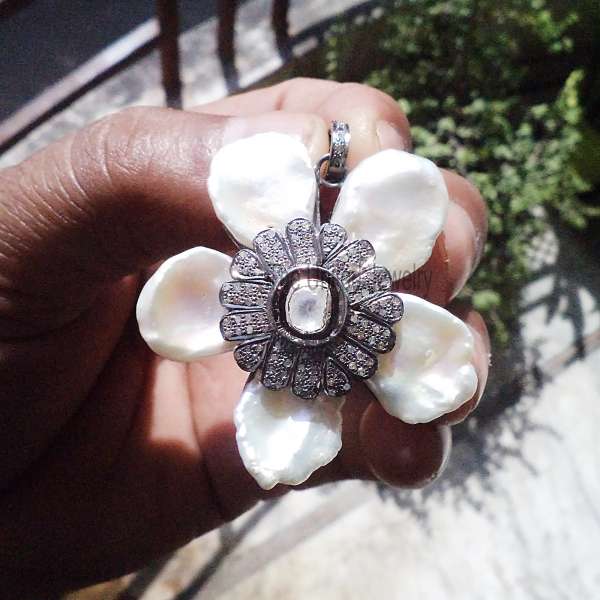 925 Sterling Silver Baroque Pearl Flower Pendant