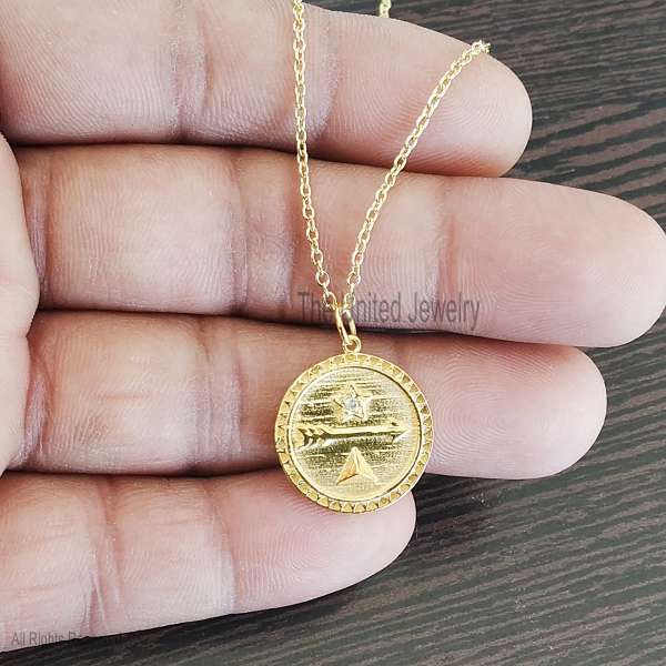 925 Sterling Silver Gold-Plated Star & Arrow Coin Pendant
