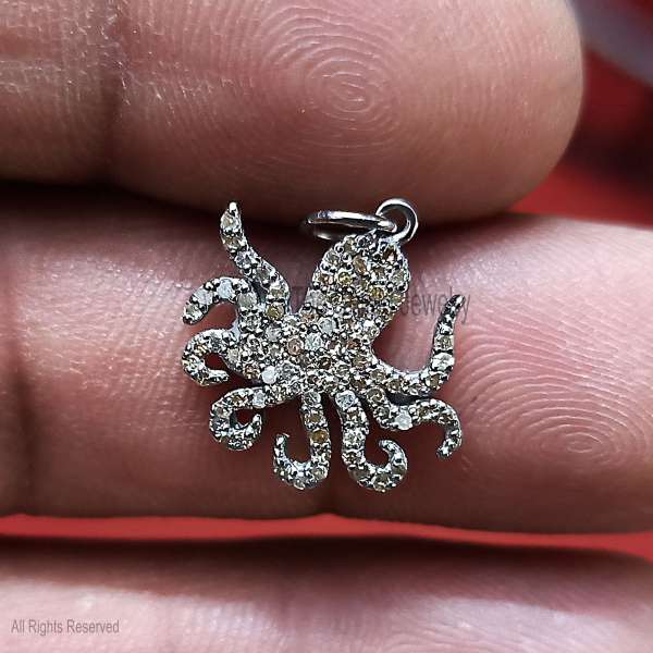 925 Sterling Silver Pavé Diamond Octopus Pendant