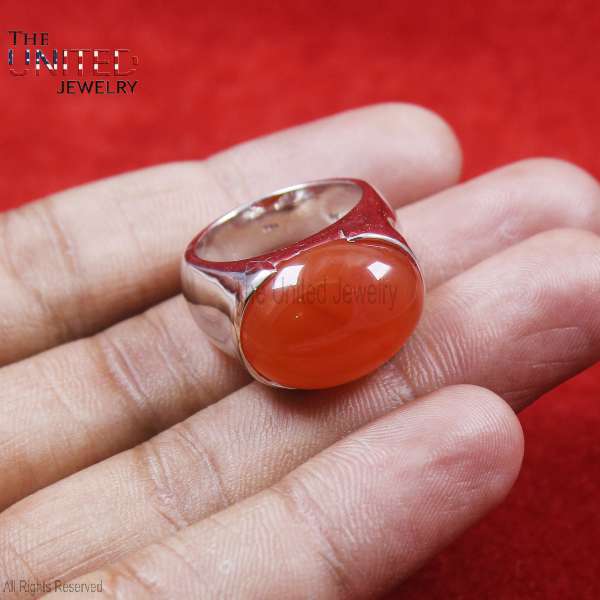 925 Sterling Silver Oval Carnelian Cabochon Bold Signet Band