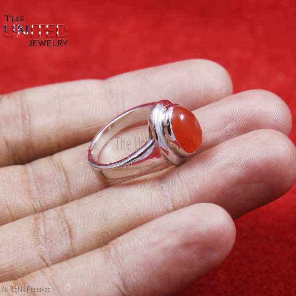 925 Sterling Silver Oval Cabochon Stepped Bezel Statement Band