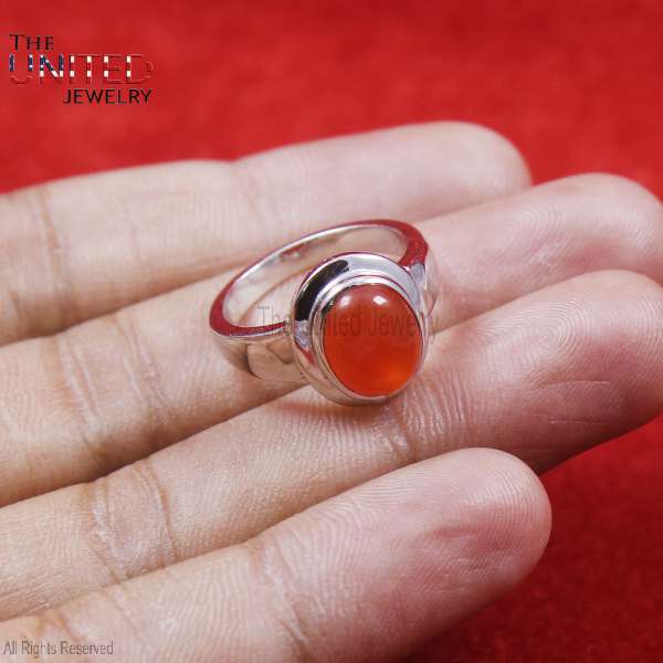 925 Sterling Silver Oval Cabochon Stepped Bezel Statement Band