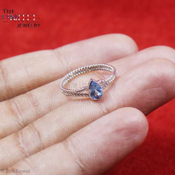 Natural Aquamarine 925 Sterling Silver Ring | Pear-Cut Blue Gemstone Twisted Rope Band