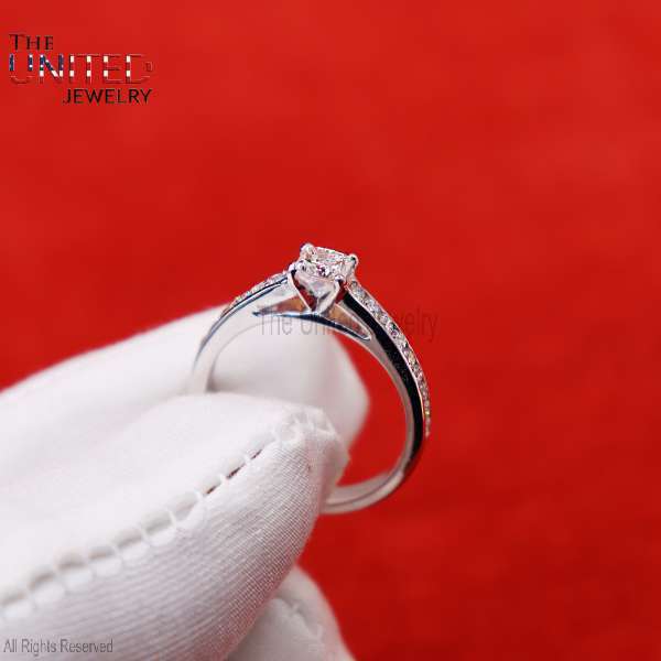 925 Sterling Silver Princess Cut Moissanite Engagement Ring
