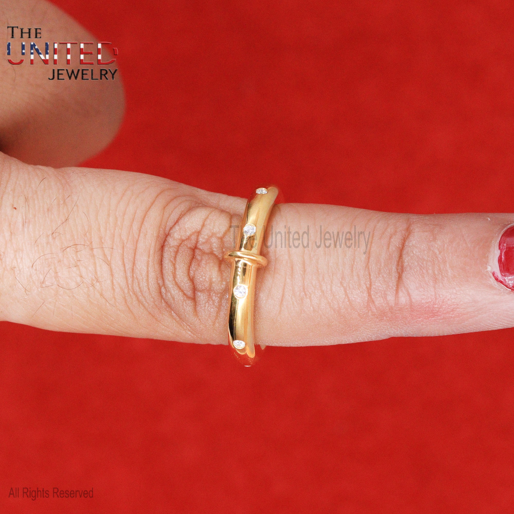 Dainty Flush-Set 925 Sterling Silver Ring