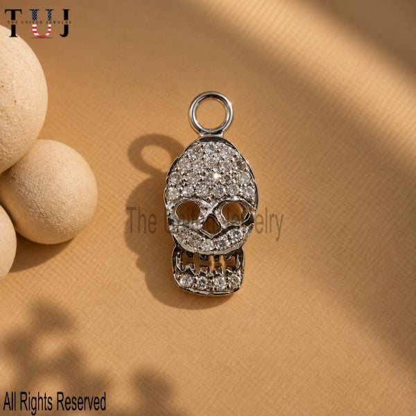 925 Sterling Silver Pavé Skull Pendant